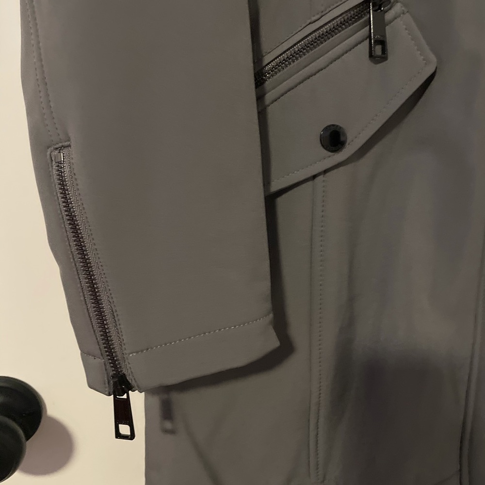 Guess Jacket - Picture 2 of 6